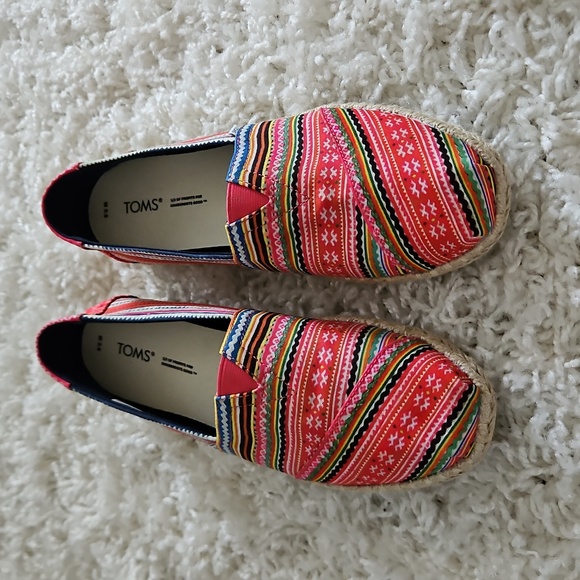 New TOMS Alpargata Rope Slip on Flats Loafer Pink Multicolored Size 9.5 - Picture 3 of 15